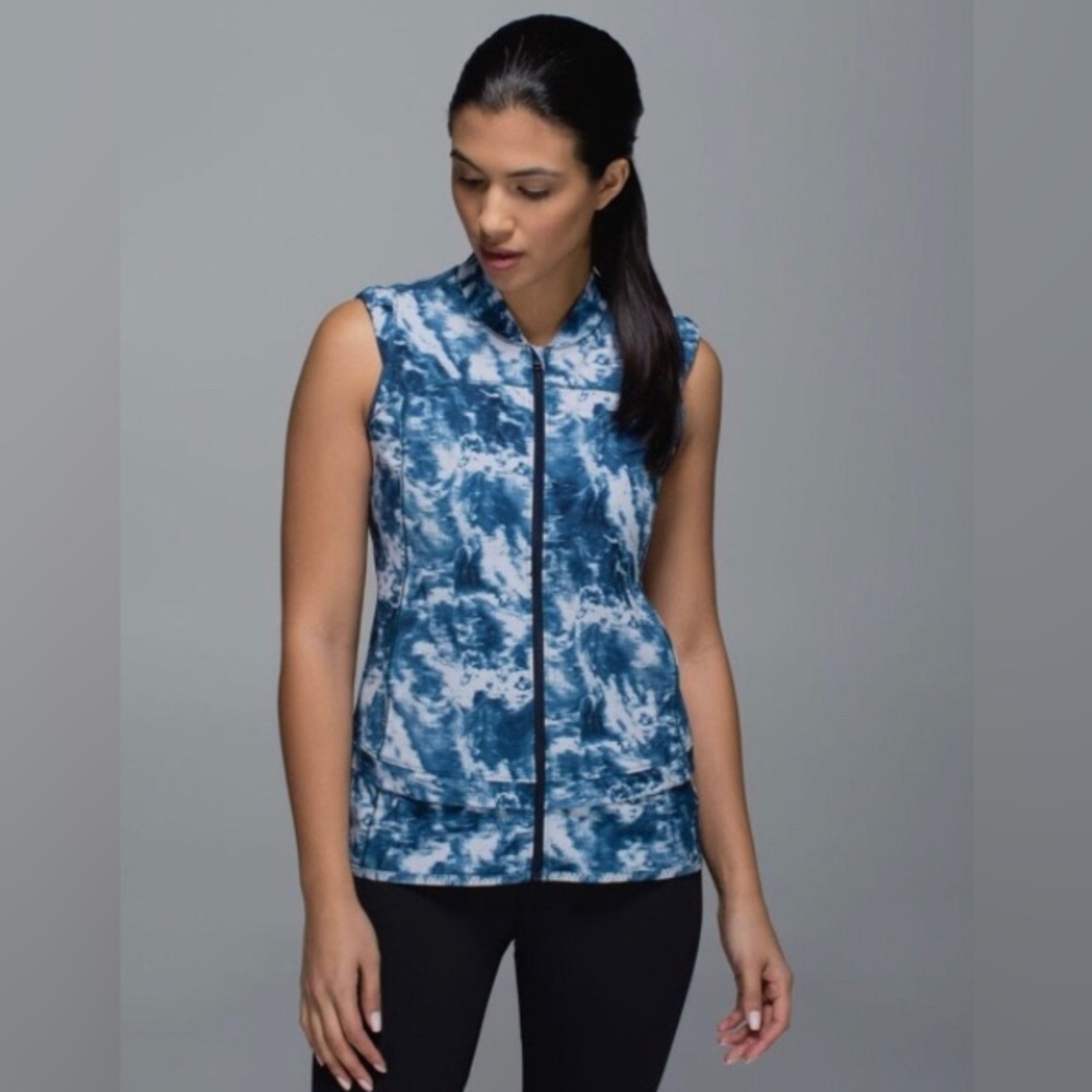 Lululemon light speed vest